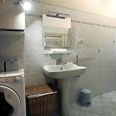 Sweet Beaumont Apartment Turin